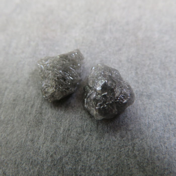 India diamond, rough, pair no.D10