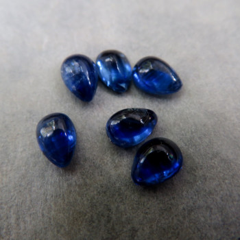 Kyanite sapphire blue, droplet 6x4 mm 1pc