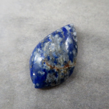 Lapis lazuli-spotted cabochon No. 02