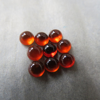 Red garnet hessonite extra, 4mm; 1 pc