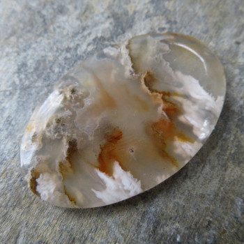 Plume agate USA, cabochon no. 2