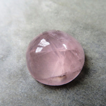 Rose quartz cabochon no.10