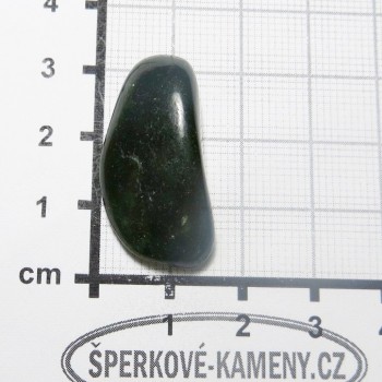 Jade small, pebble - P1 | www.sperkove-kameny.cz