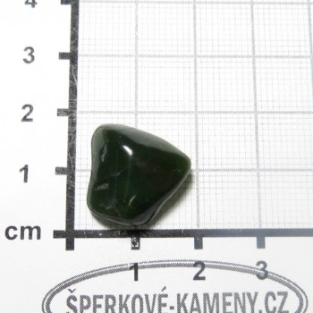 Jade small, pebble - P6 | www.sperkove-kameny.cz