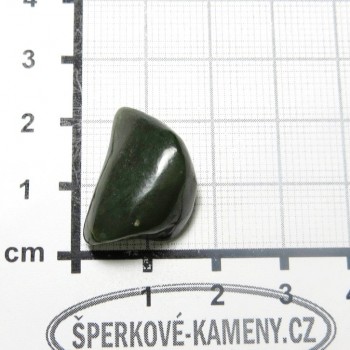 Jade small, pebble - P7 | www.sperkove-kameny.cz