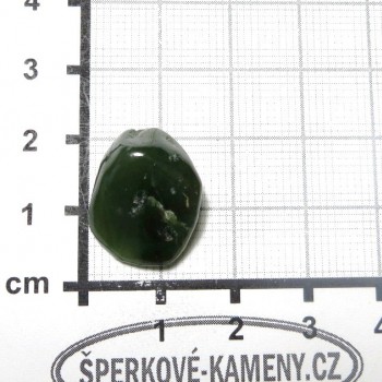 Jade small, pebble - P10 | www.sperkove-kameny.cz