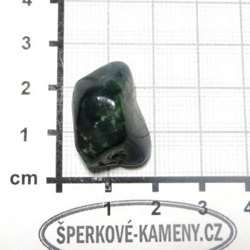 Jade small, pebble - P14 | www.sperkove-kameny.cz